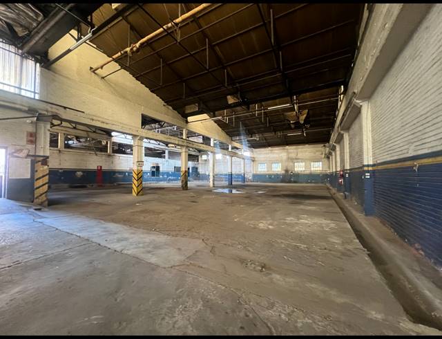 7,786M² FACTORY TO LET IN STEELEDALE
